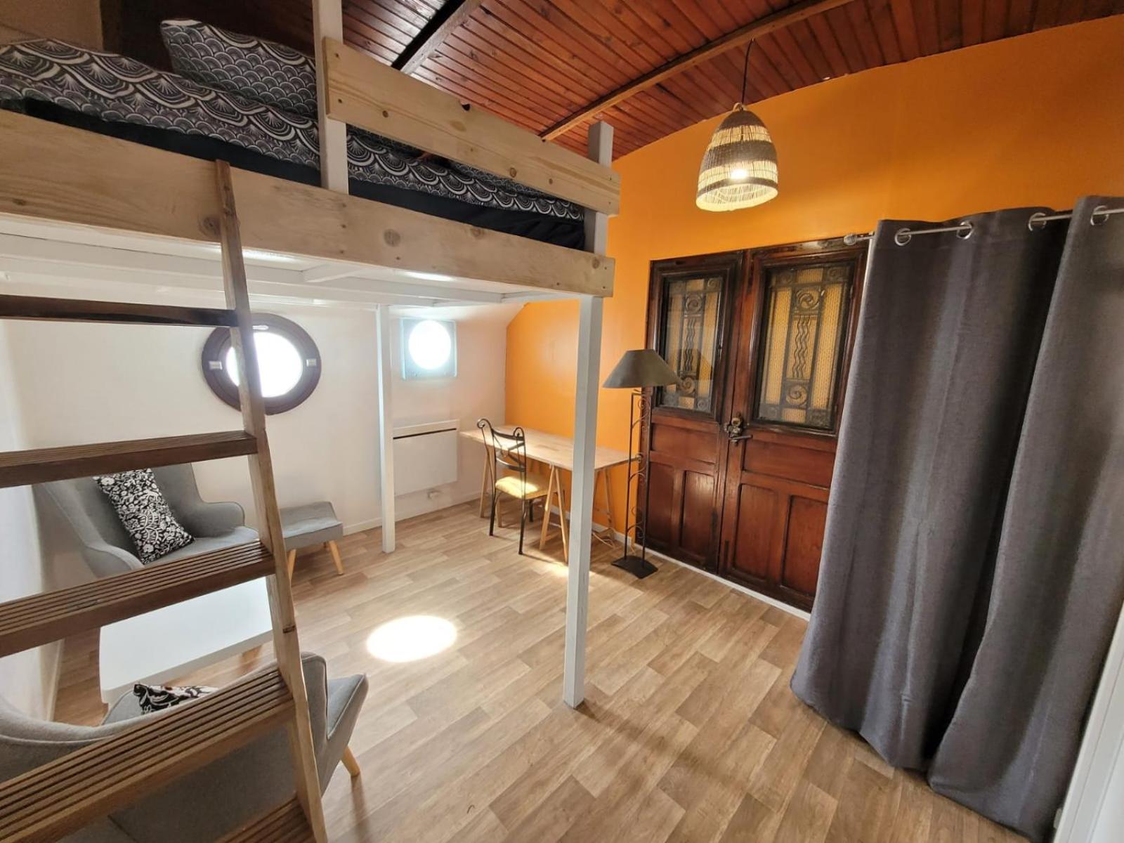 Chambre Sur L'Eau - Peniche La Diva Conflans-Sainte-Honorine Esterno foto